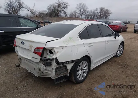 2017 Subaru Legacy 2.5I Premium z USA, uszkodzony, nr VIN 4S3BNAF65H3045456